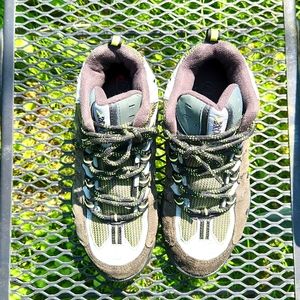 Brooks Hiking Boots Women's